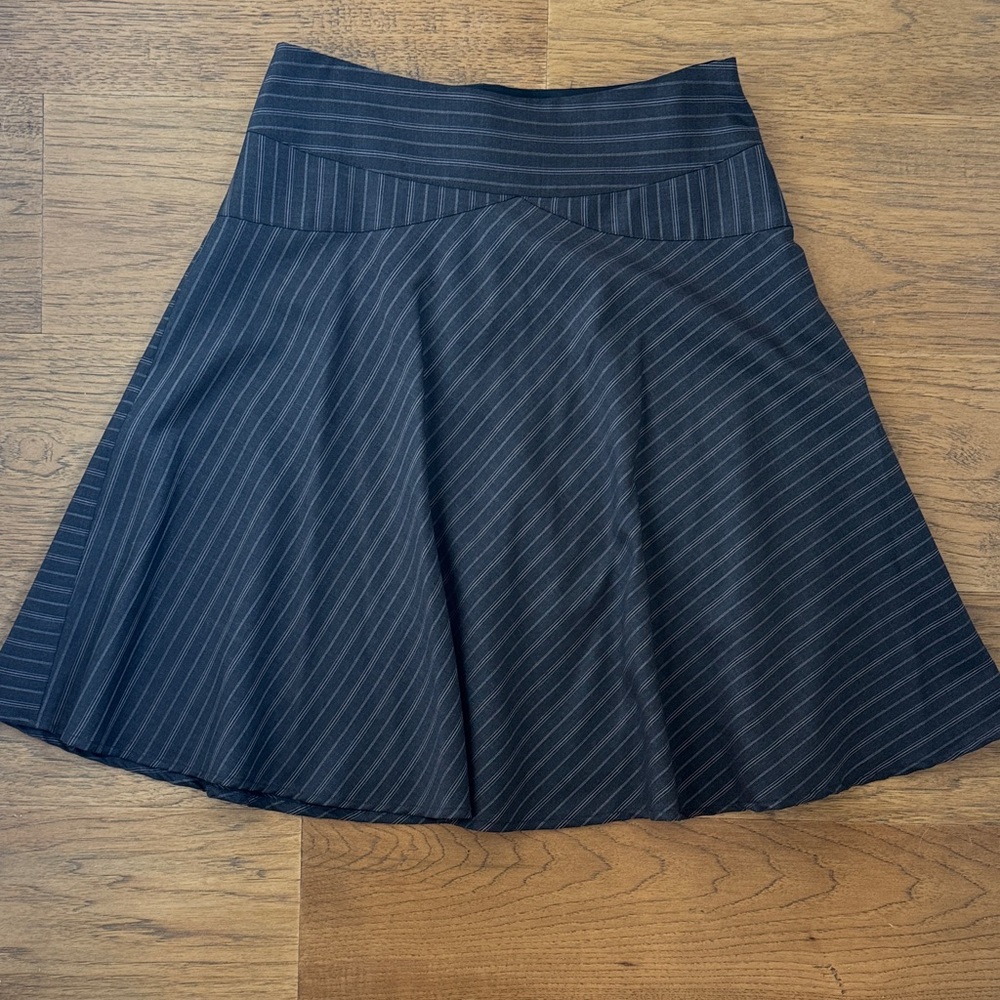 Shin Choi Black A-Line Pinstripe Skirt size 6